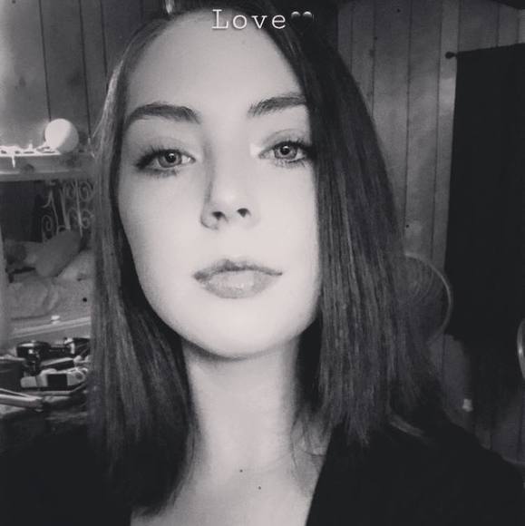 Meet your Posher, Kyleigh - Picture 1 of 1